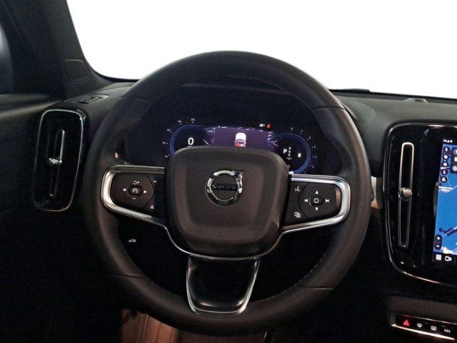 VOLVO XC40 B3 automatico