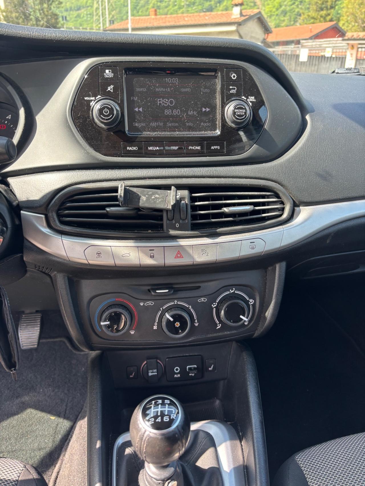 Fiat Tipo 1.4 5 porte Lounge euro6B- sedili riscaldati