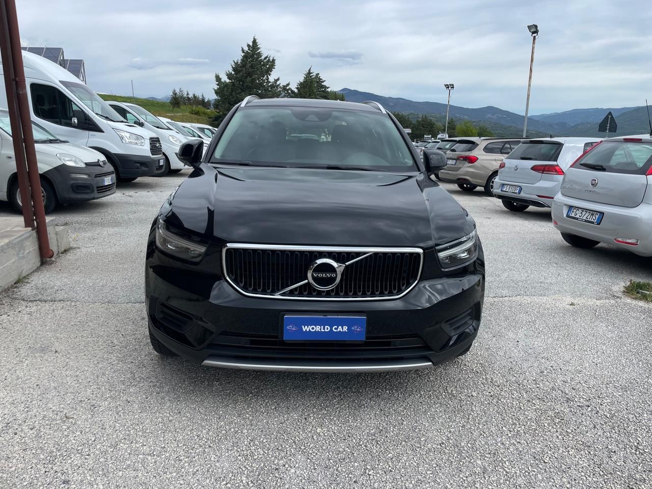 Volvo XC40 D4 AWD Geartronic Business Plus