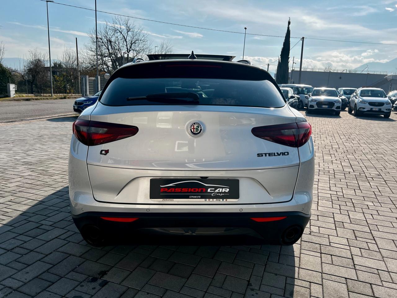 Alfa Romeo Stelvio 2.2 Turbodiesel 210 CV AT8 Q4 B-Tech - TETTO - UNIPRO