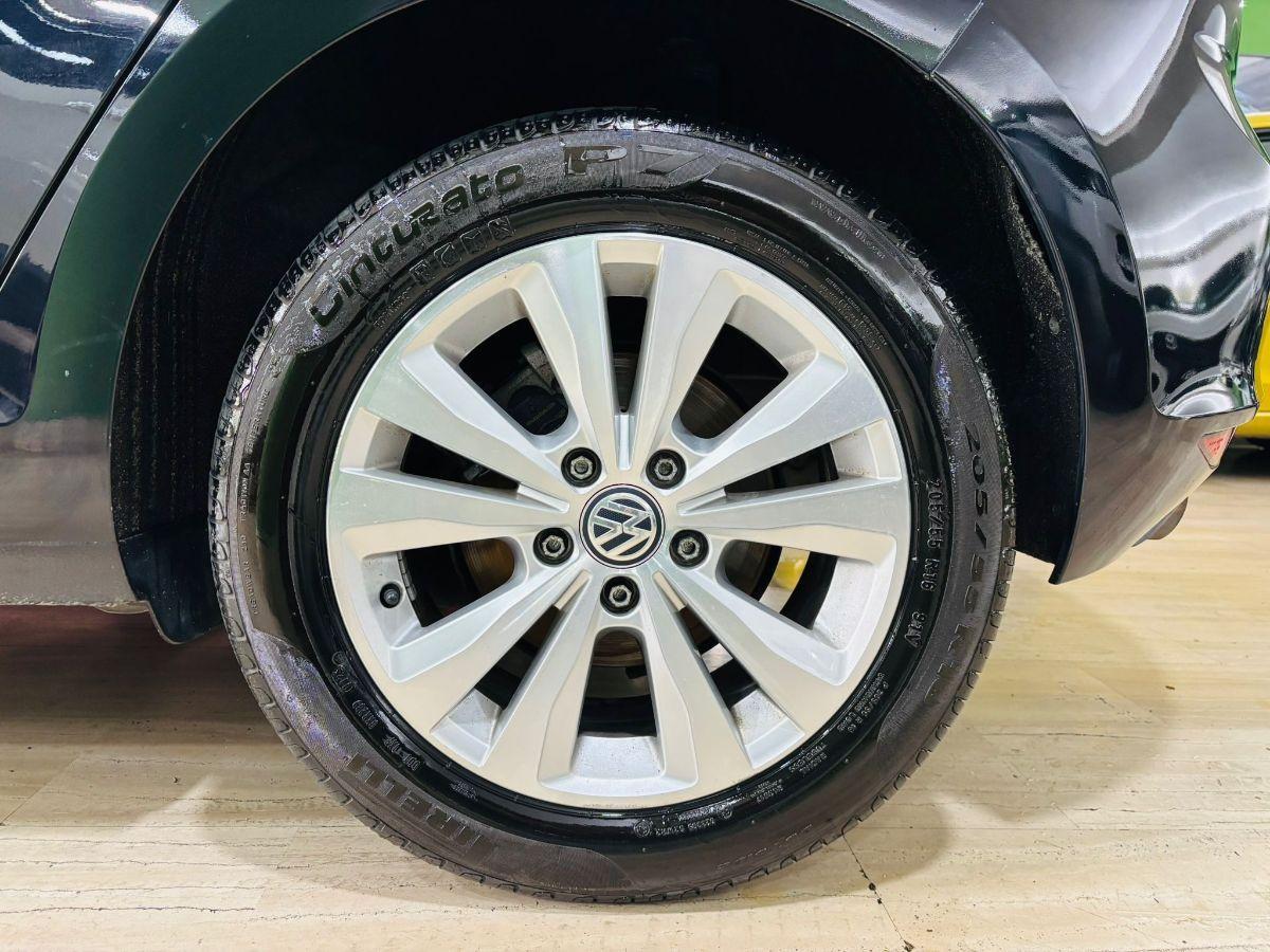 Volkswagen Golf VII 1.6 TDI 105cv Bluemotion 5p Trendline