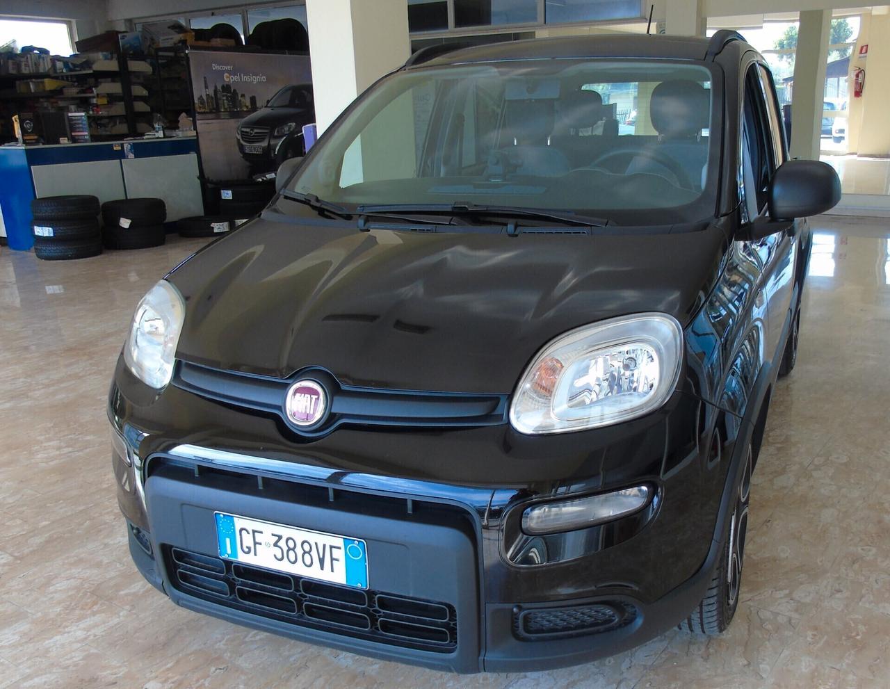 New Fiat Panda Hybrid City Cross (SCONTO ECOBONUS)