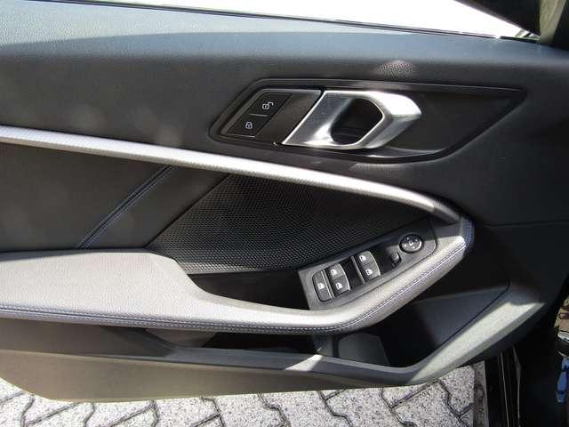 BMW 118 i MSPORT 136CV AUTO,CERCHI 18,LED,NEOPATENTATI