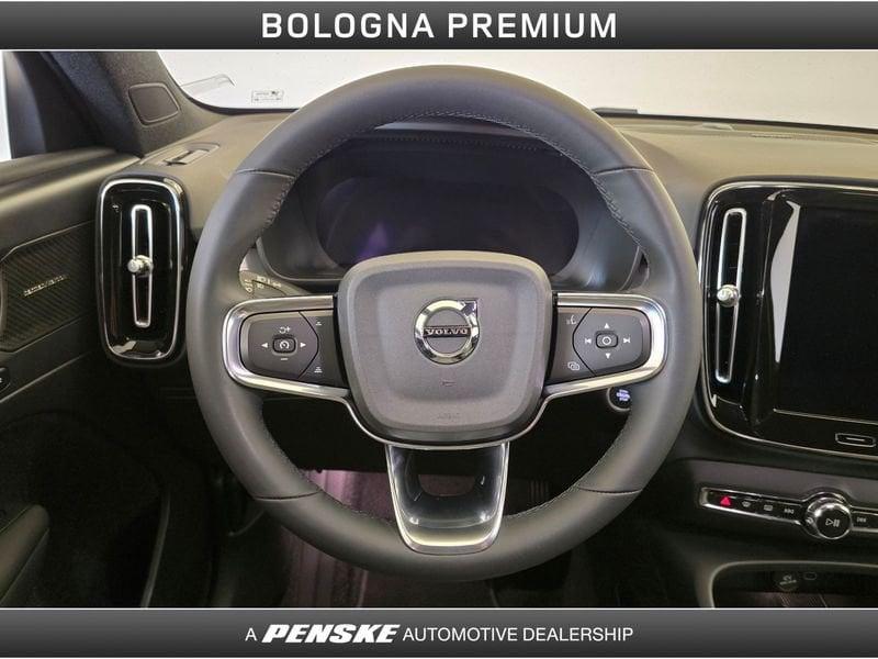 Volvo XC40 XC40 B3 automatico Plus Dark