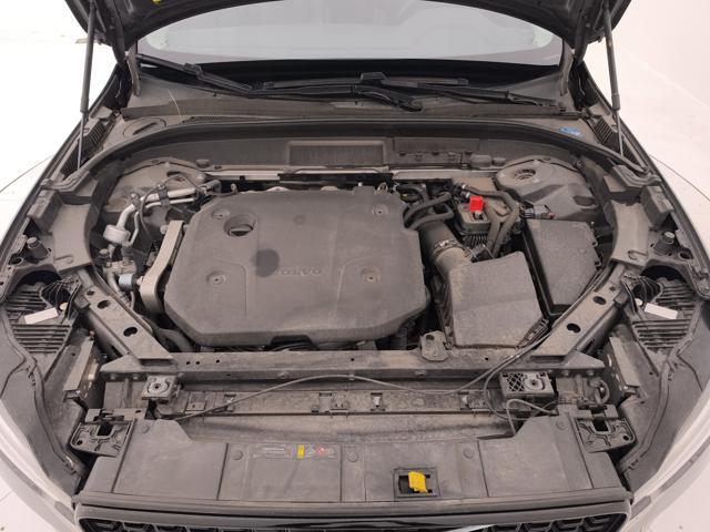 VOLVO XC60 2.0 b4 Plus Dark awd auto