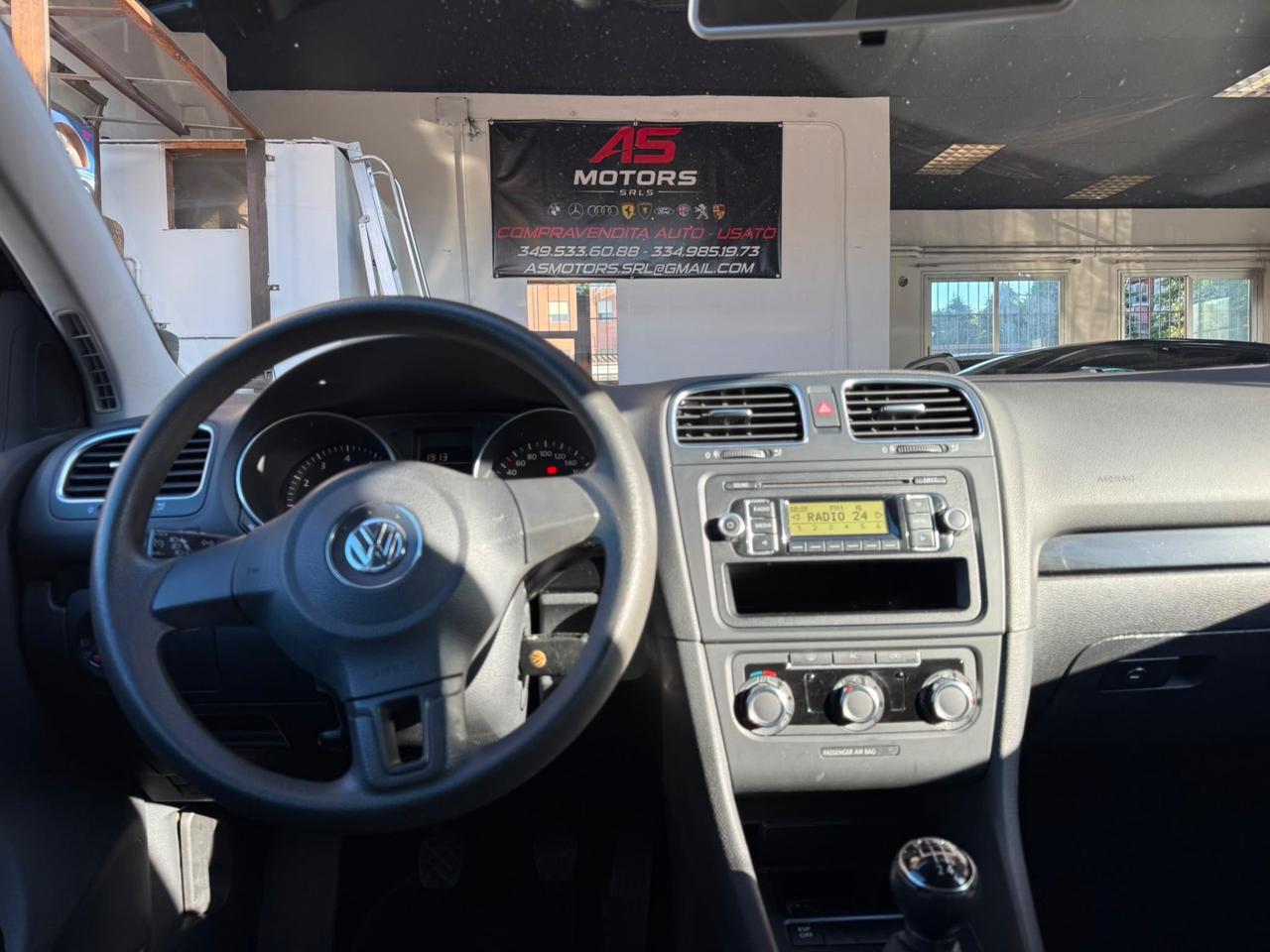 VOLKSWAGEN GOLF VI 1.6 BENZINA COMFORTLINE 5 PORTE – EURO 5B