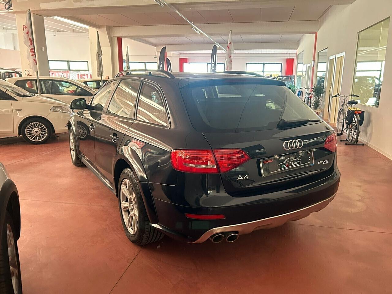 Audi A4 ALLROAD 4X4 RUOTE MOTRICI Diesel 2.0 CV 177 km 187.440 garanzia 12 mesi