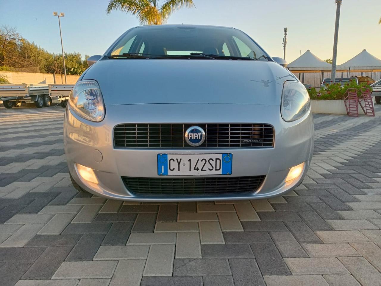 FIAT Grande Punto 1.9 MJT 120 CV 5 porte Emotion