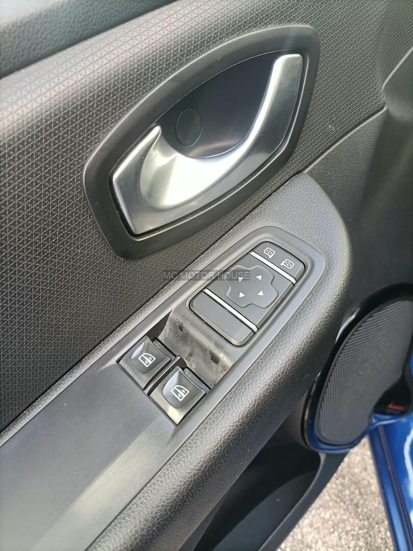 RENAULT CLIO BENZINA-GPL NEOPATENTATI RATE PERMUTE