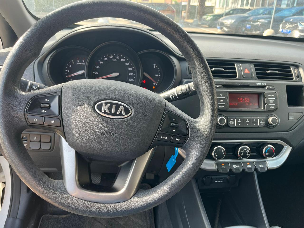 Kia Rio 5p 1.4 crdi EX