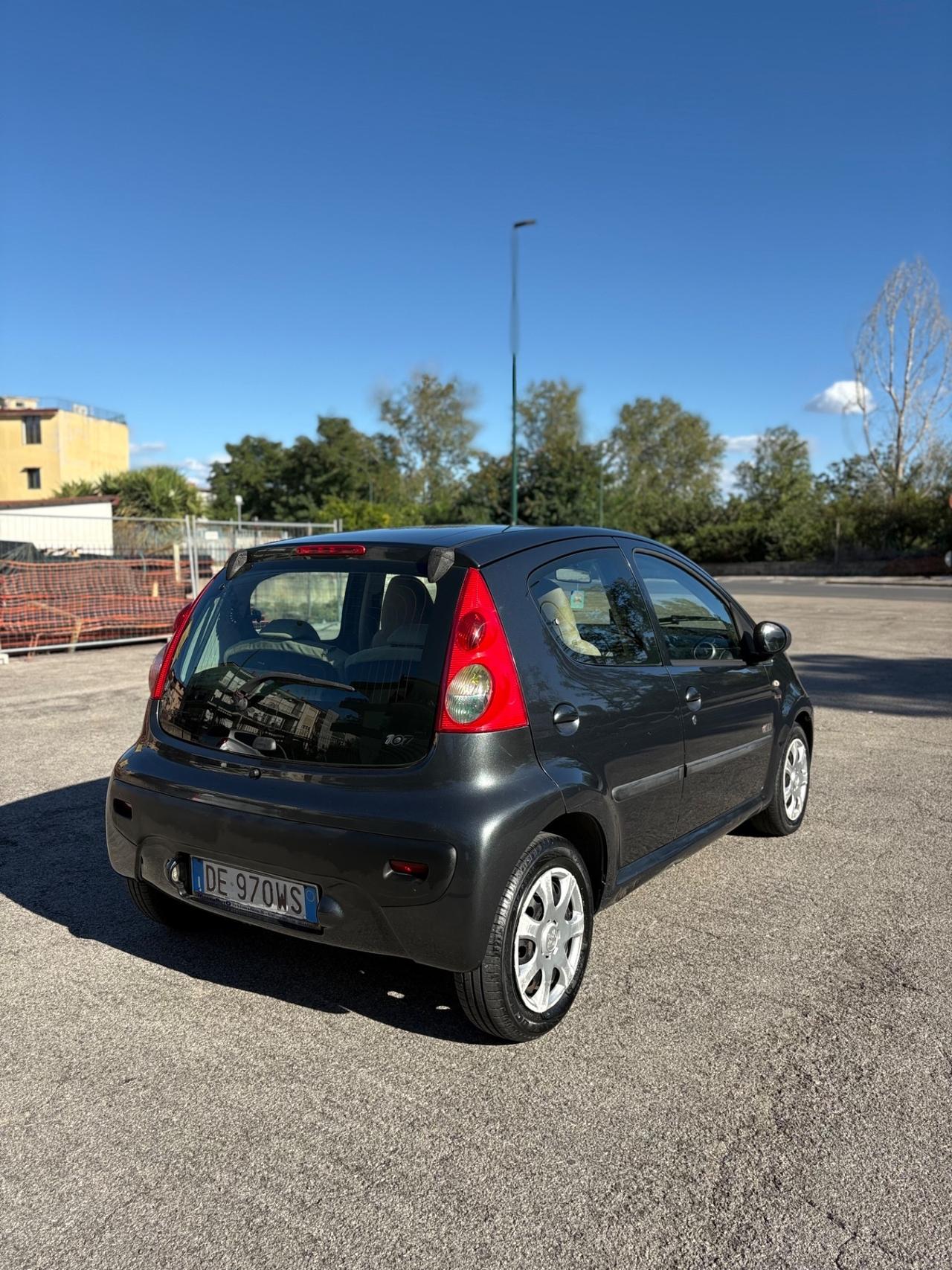 Peugeot 107 Automatica 1.0 68CV 5p