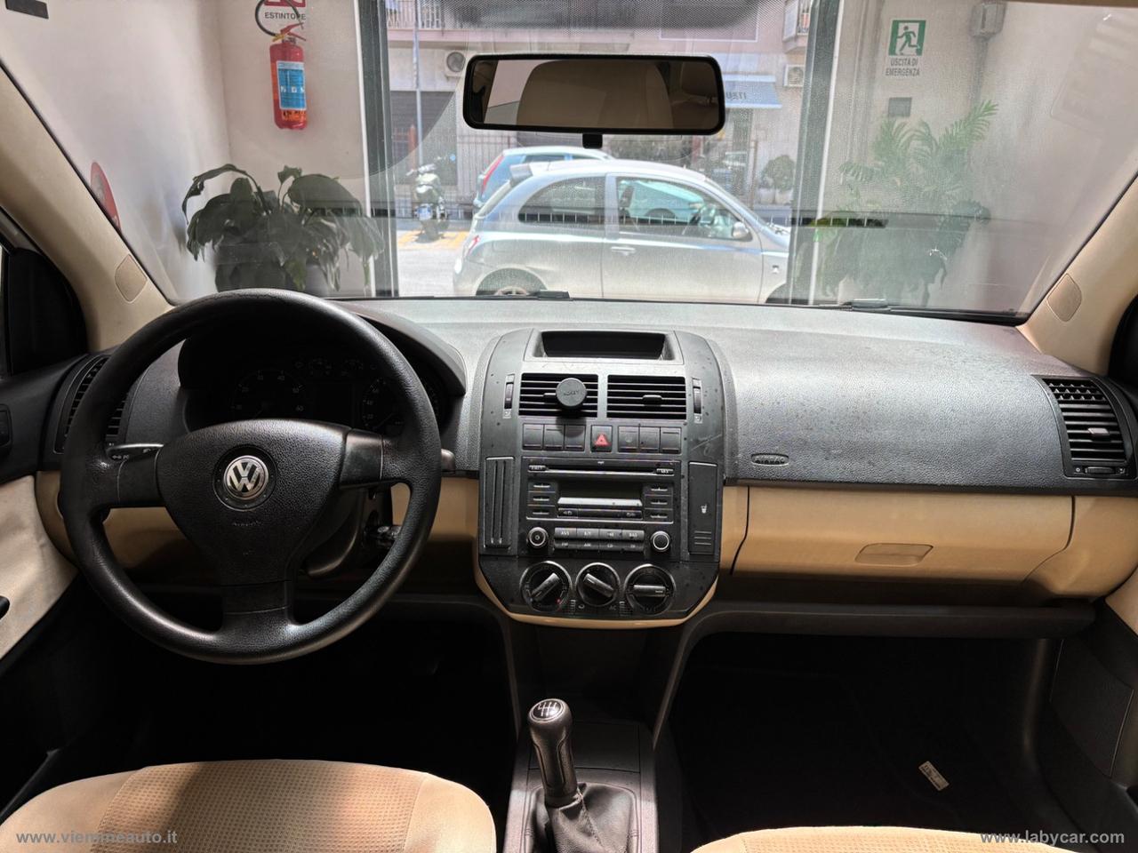 VOLKSWAGEN Polo 1.2 12V 70CV 3p. Comfortline TAGLIANDI CERTIFICATI RETE VOLKSWAGEN