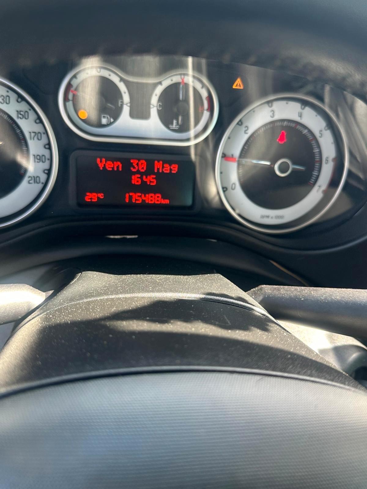Fiat 500L 0.9 TwinAir 105 CV Trekking 2013