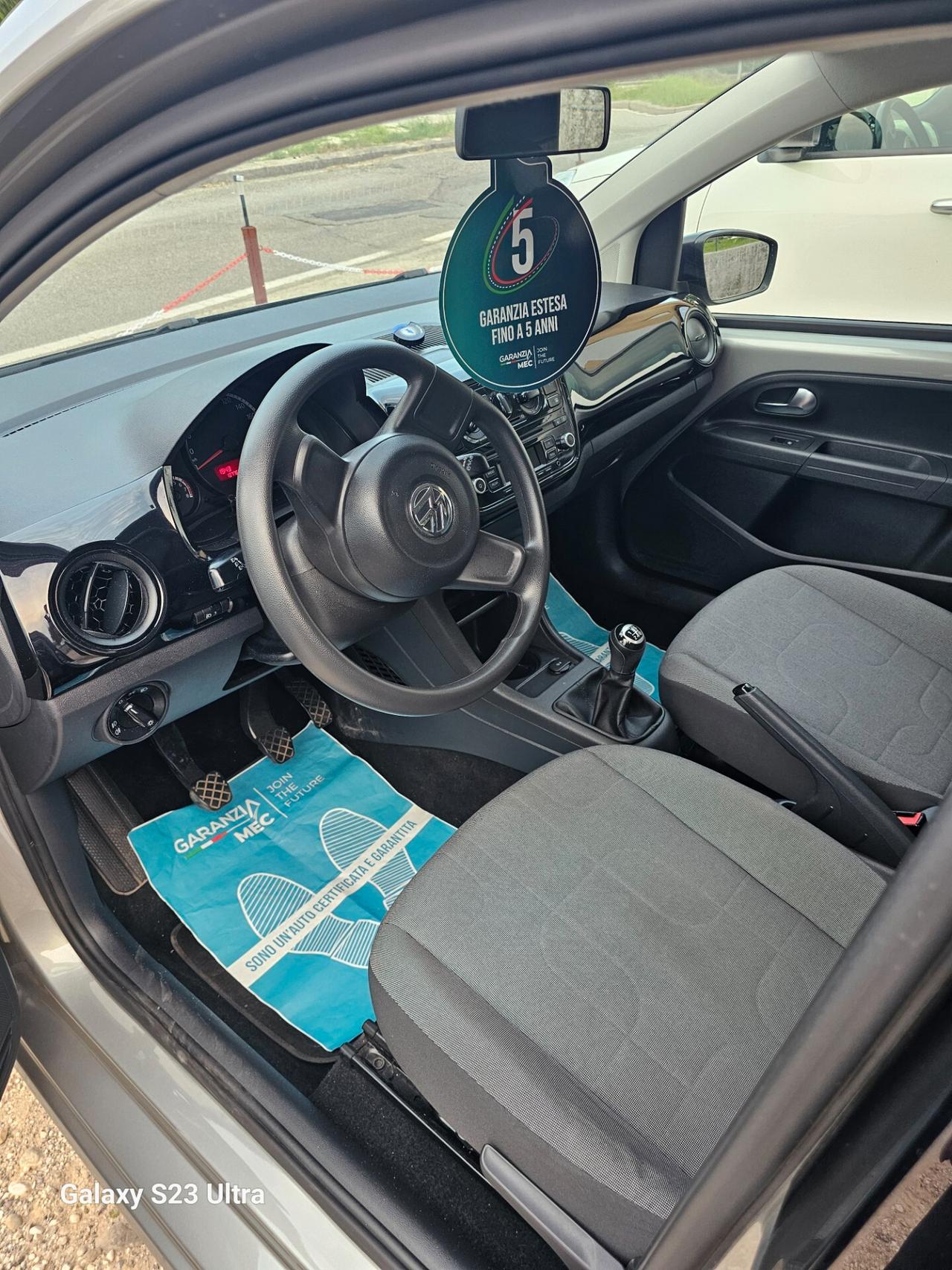 Volkswagen up! Move up