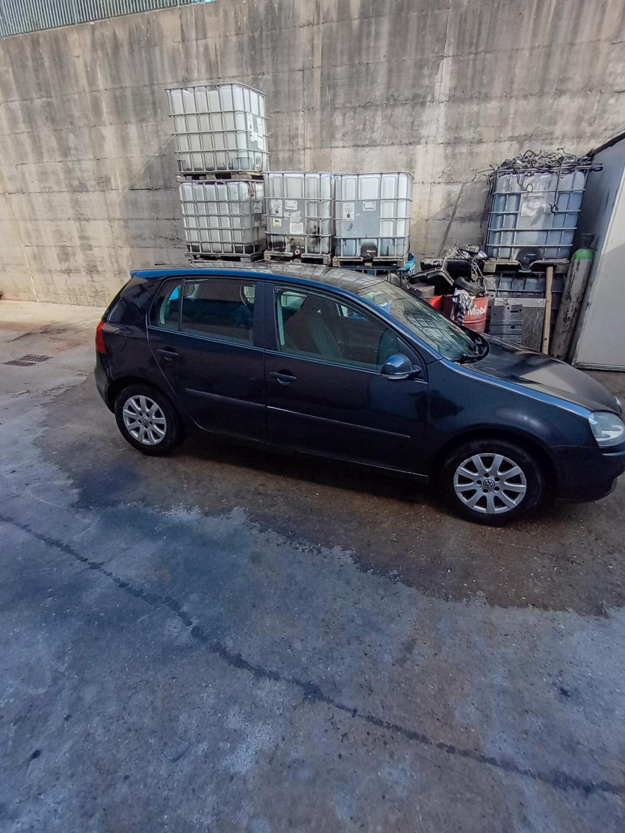 Volkswagen Golf 2.0 16V TDI 3p. Comfortline