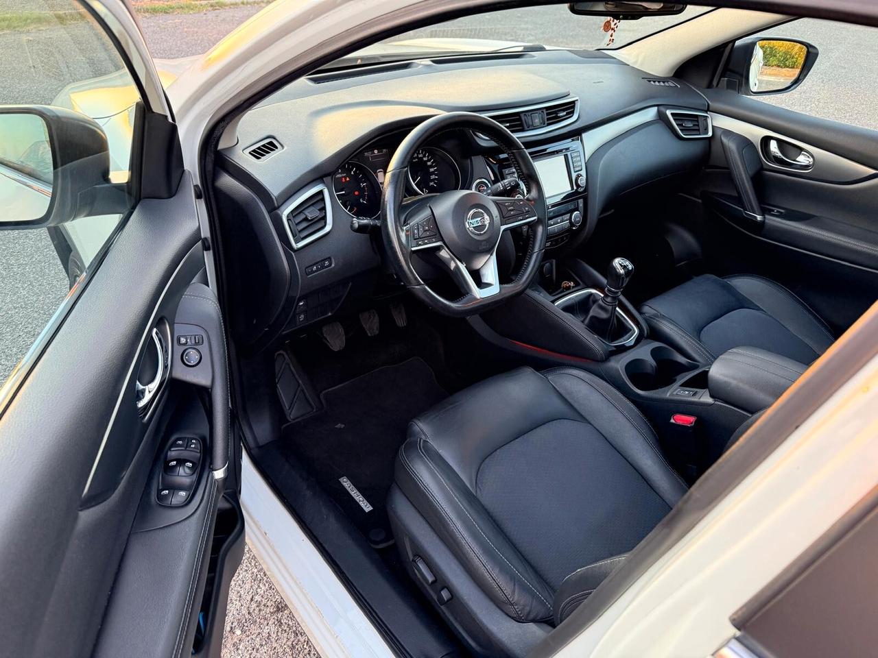 Nissan Qashqai 1.6 dCi 131CV TEKNA FULL