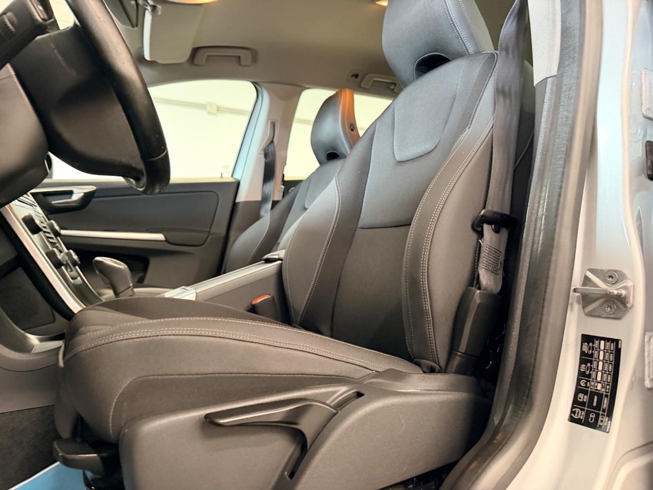 Volvo XC 60 XC60 D3 Geartronic Momentum