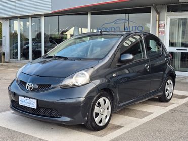 Toyota Aygo 1.4 turbodiesel 5 porte Sol 2007