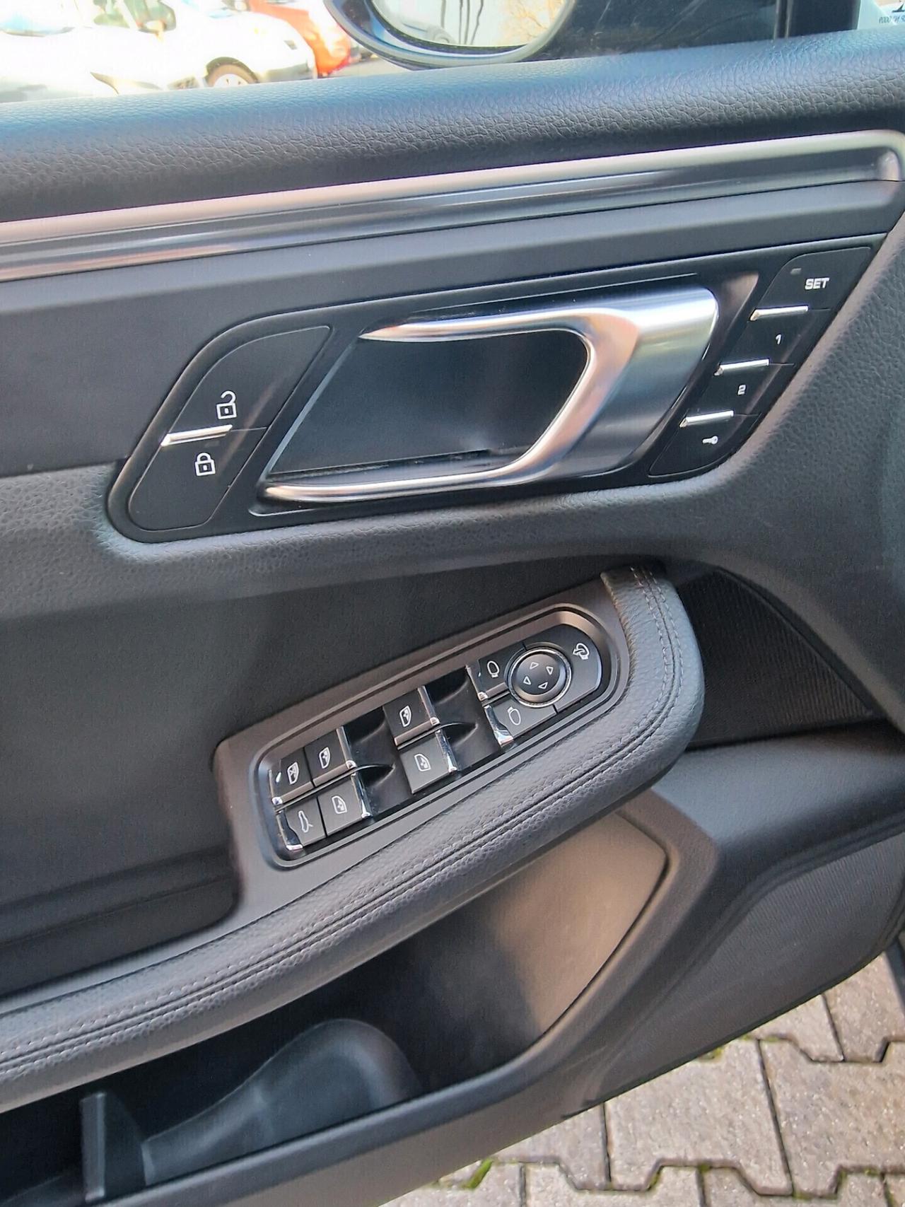 Porsche Macan 2.0 Pdk