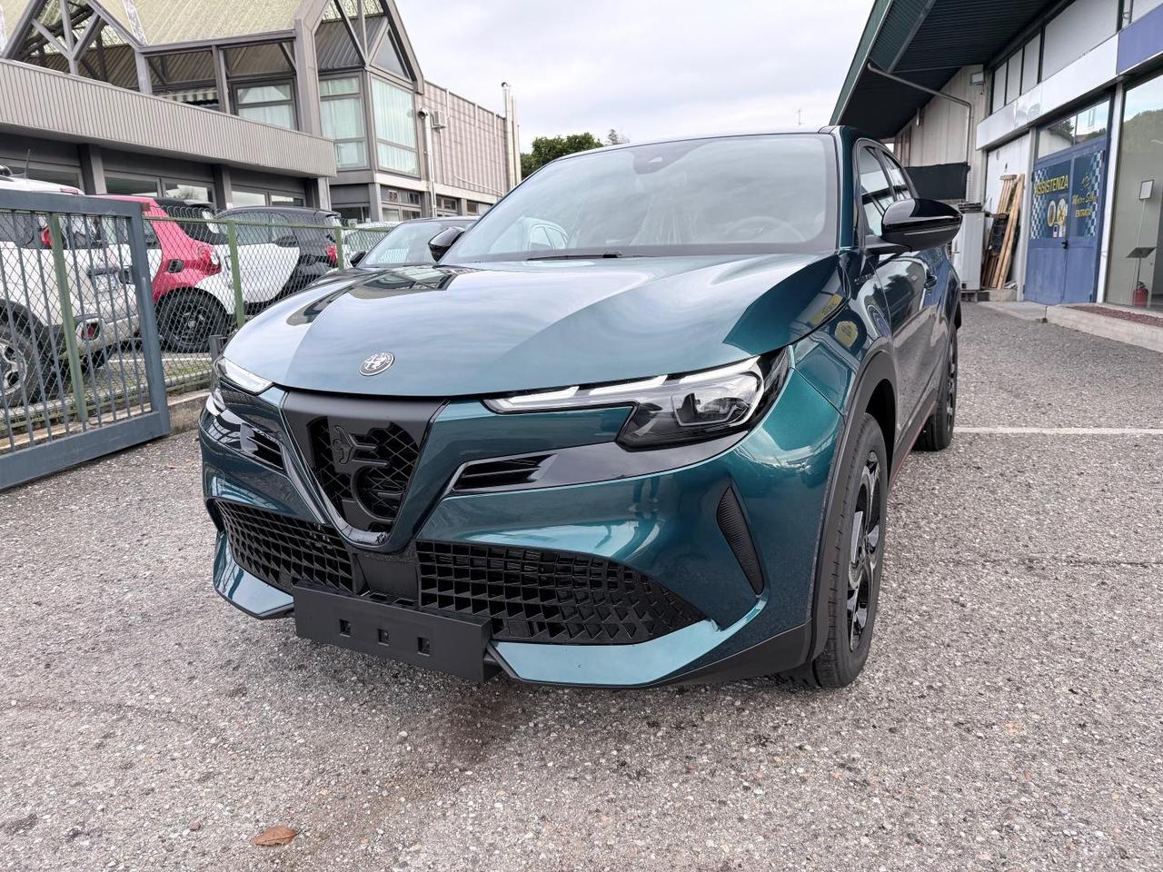 Alfa Romeo Junior 1.2 ibrida Speciale 145cv edct6