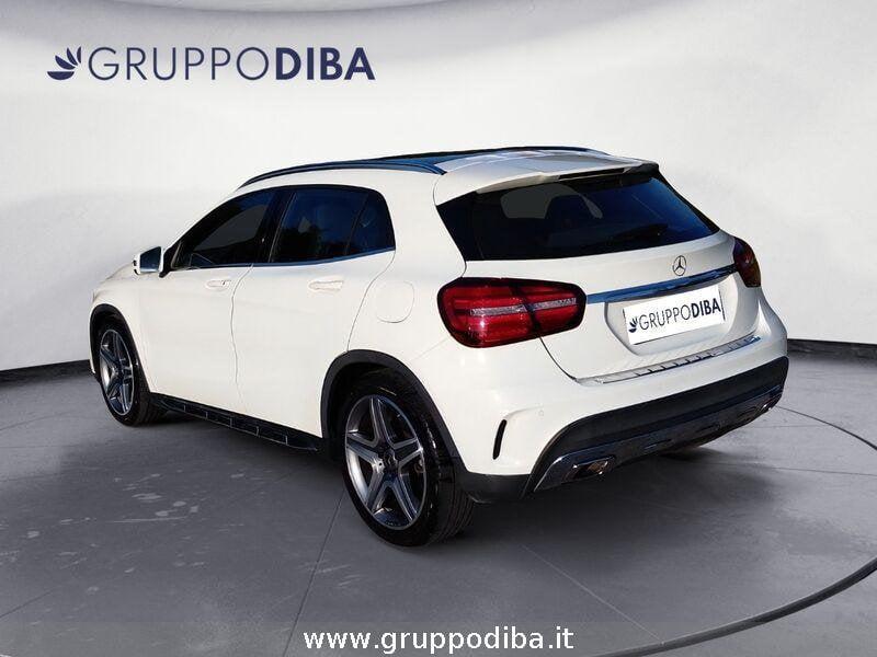 Mercedes-Benz GLA GLA-X156 2017 Diesel 200 d Premium 4matic auto