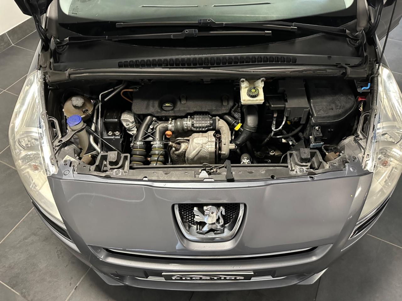 Peugeot 5008 1.6 HDi 112CV MULTISPAZIO UNIPRO