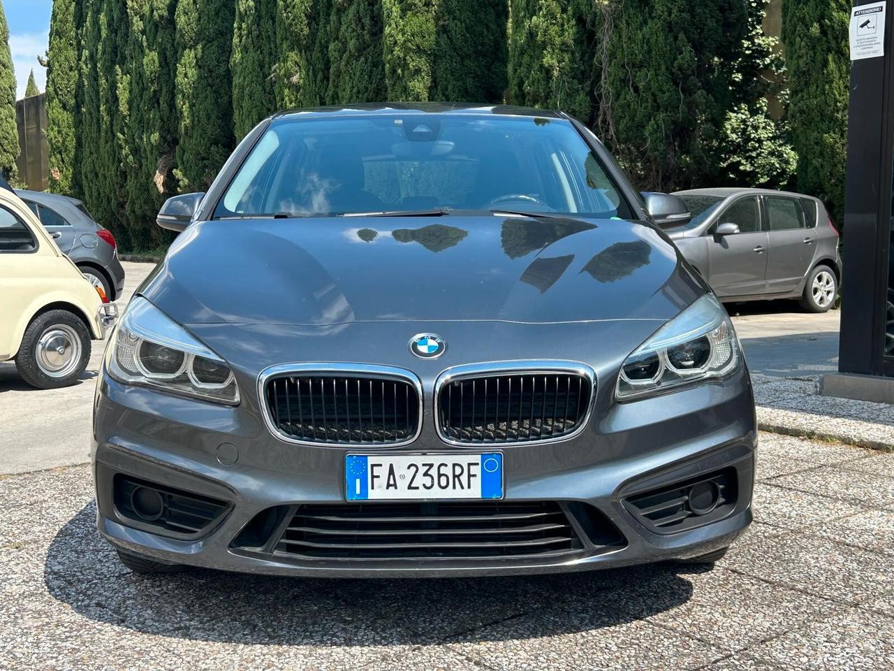 Bmw 2er Active Tourer 218d Advantage