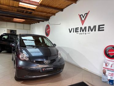 Toyota Aygo 1.0 12V VVT-i 5 porte Sol