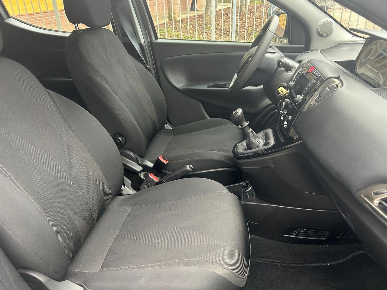 Lancia Ypsilon Platinum 1.2 #8761