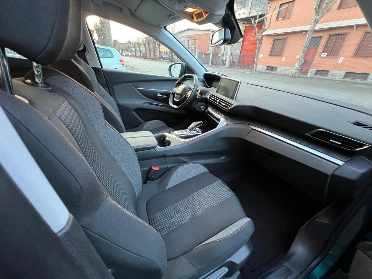 Peugeot 5008 BlueHDi 130 S&S EAT8 Allure