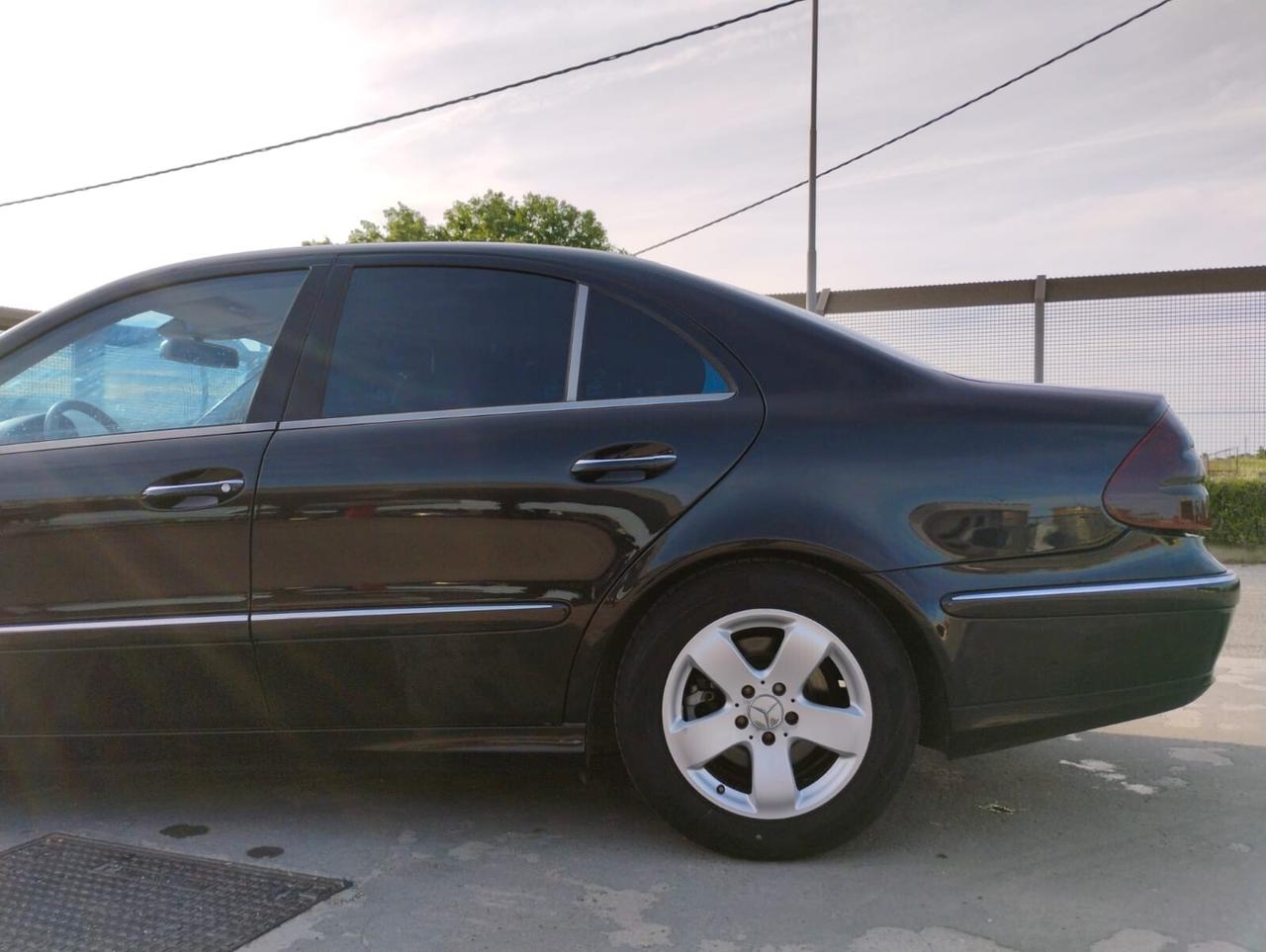 Mercedes-benz E 220 CDI cat Avantgarde