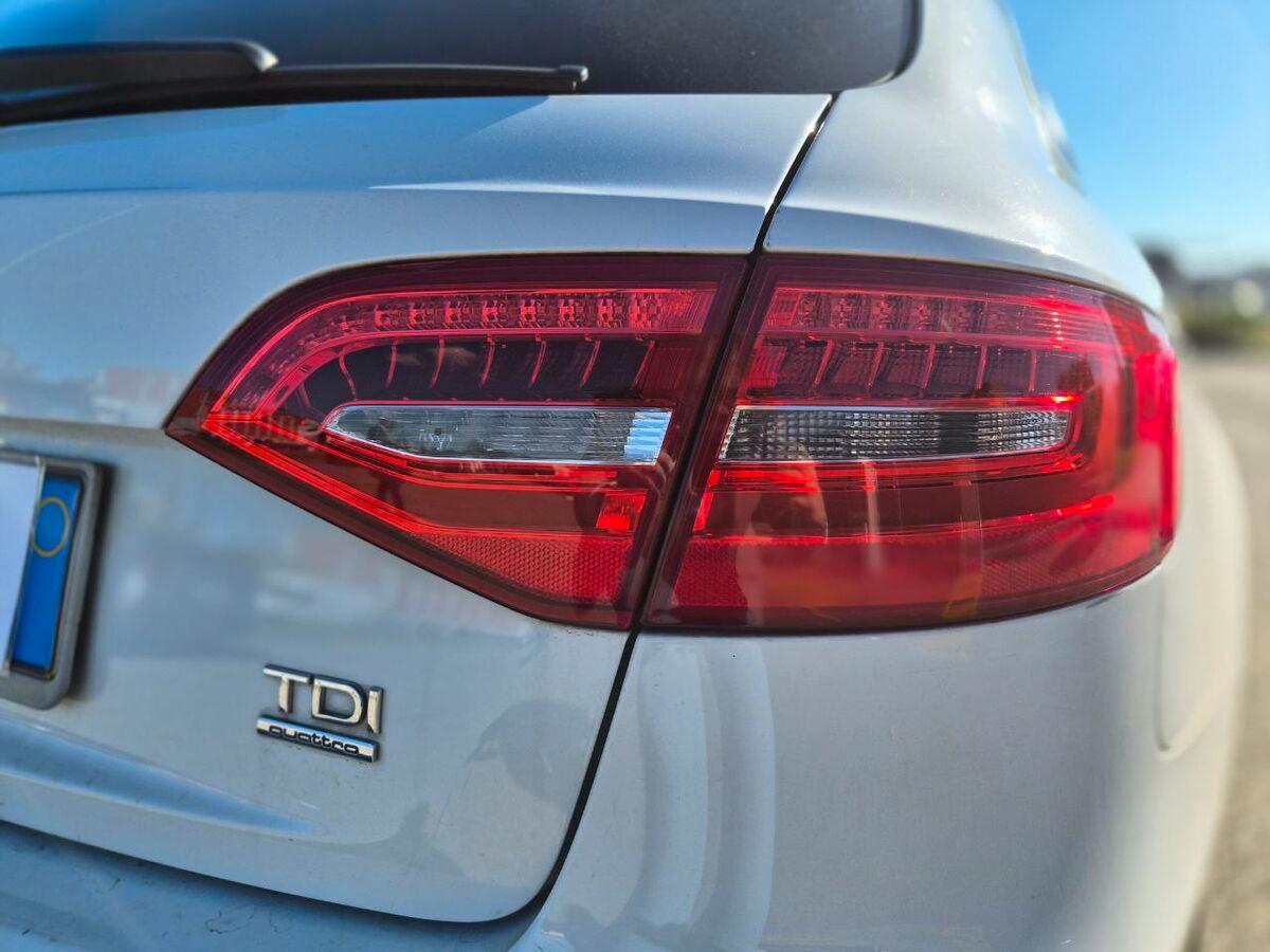 Audi A4 2.0 tdi Ambiente quattro 190cv s-tronic