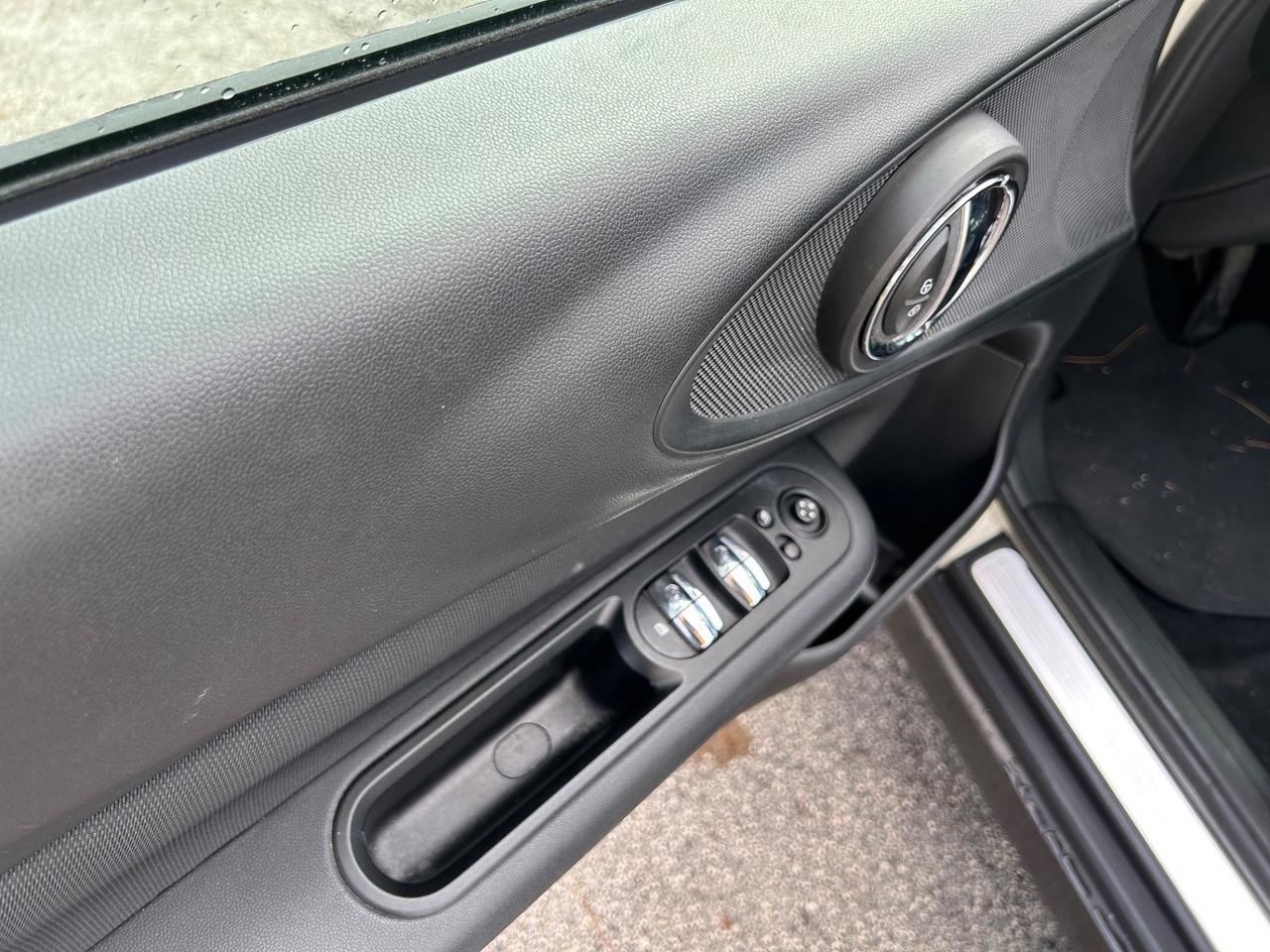 Mini Cooper D Clubman 2.0 Business Automatica