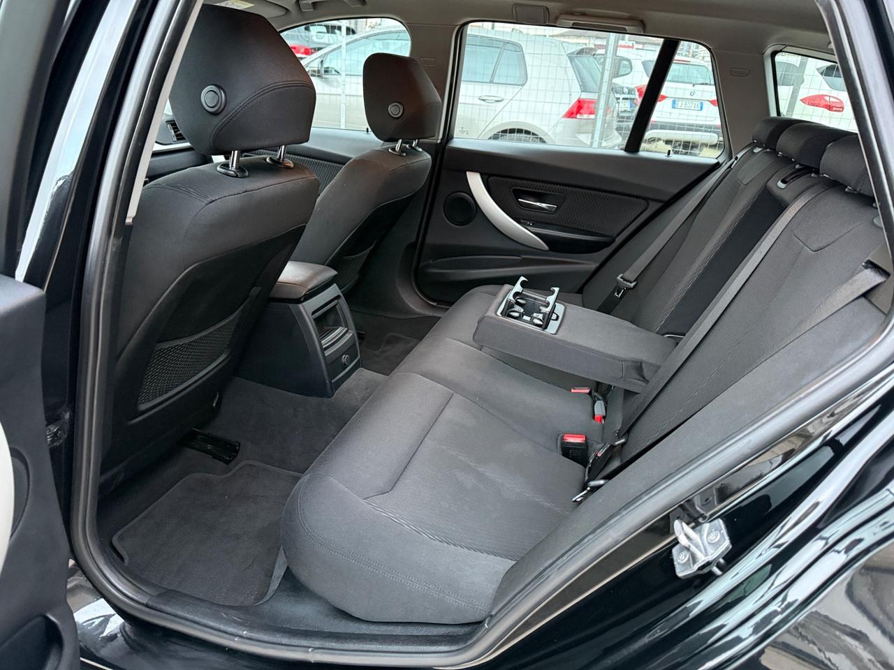 Bmw 318 318d touring sport restyling navi+led euro6d