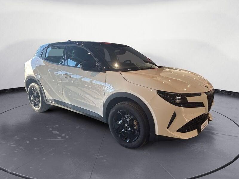 Alfa Romeo Junior Ibrida My25 Ibrida 1.2145cv Hybrid Edct6