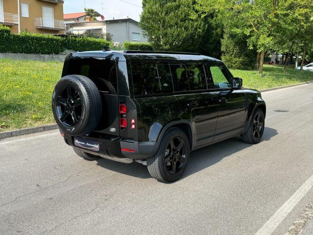 LAND ROVER Defender 110 3.0D I6 200 CV AWD Auto SE TOTAL BLACK IVA ESP