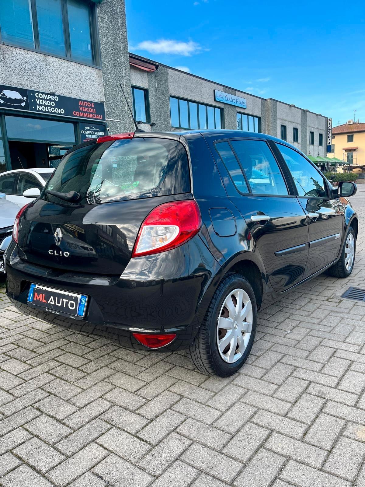 Renault Clio 1.2 5 porte (55kw) OK NEOPATENTATO