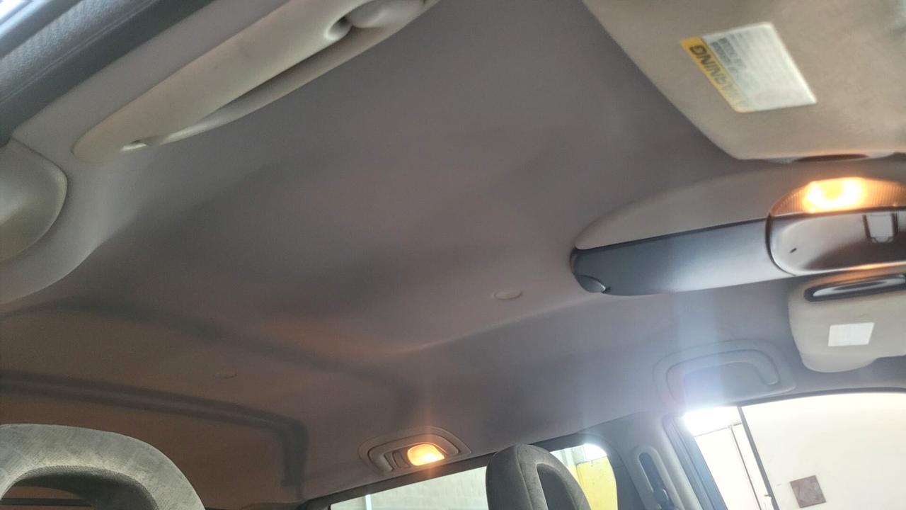 Chrysler Voyager 2.5 CRD AUTOCARRO CON I POSTI