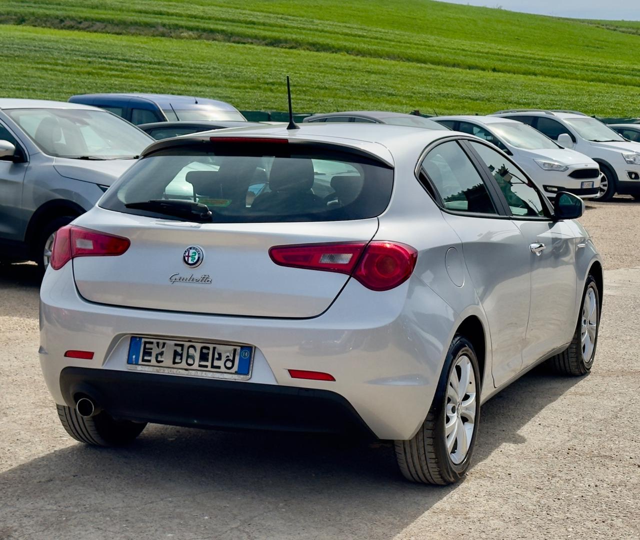 Alfa Romeo Giulietta 1.6 JTDm-2 105 CV Distinctive