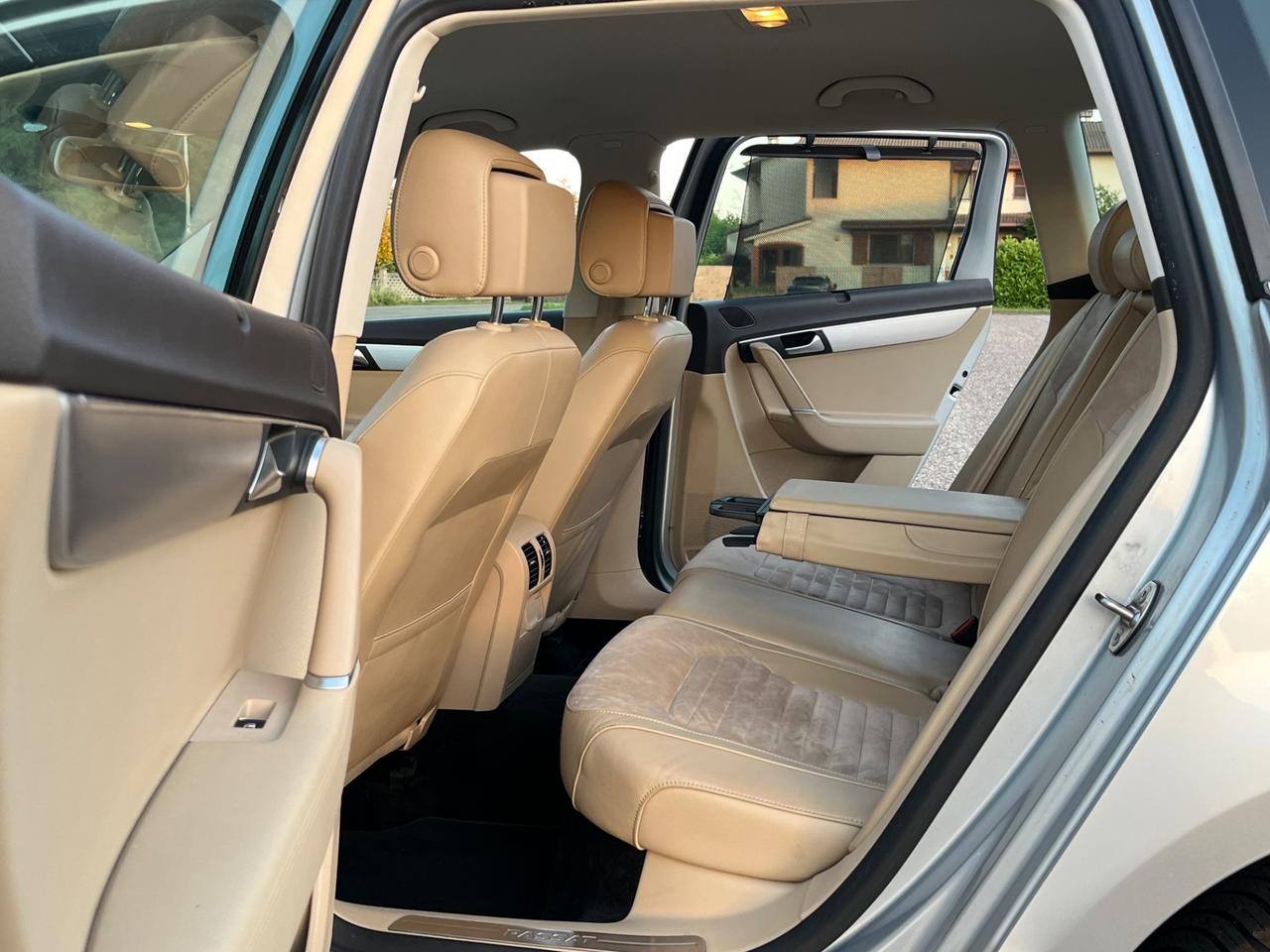 Volkswagen Passat 2.0 TDI DSG Highline - 140 CV