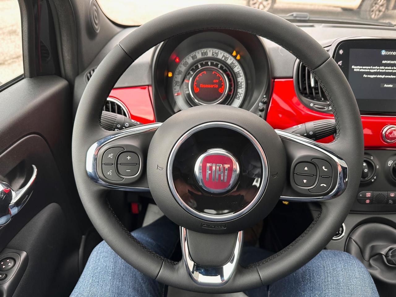 Fiat 500 1.0 Hybrid Red