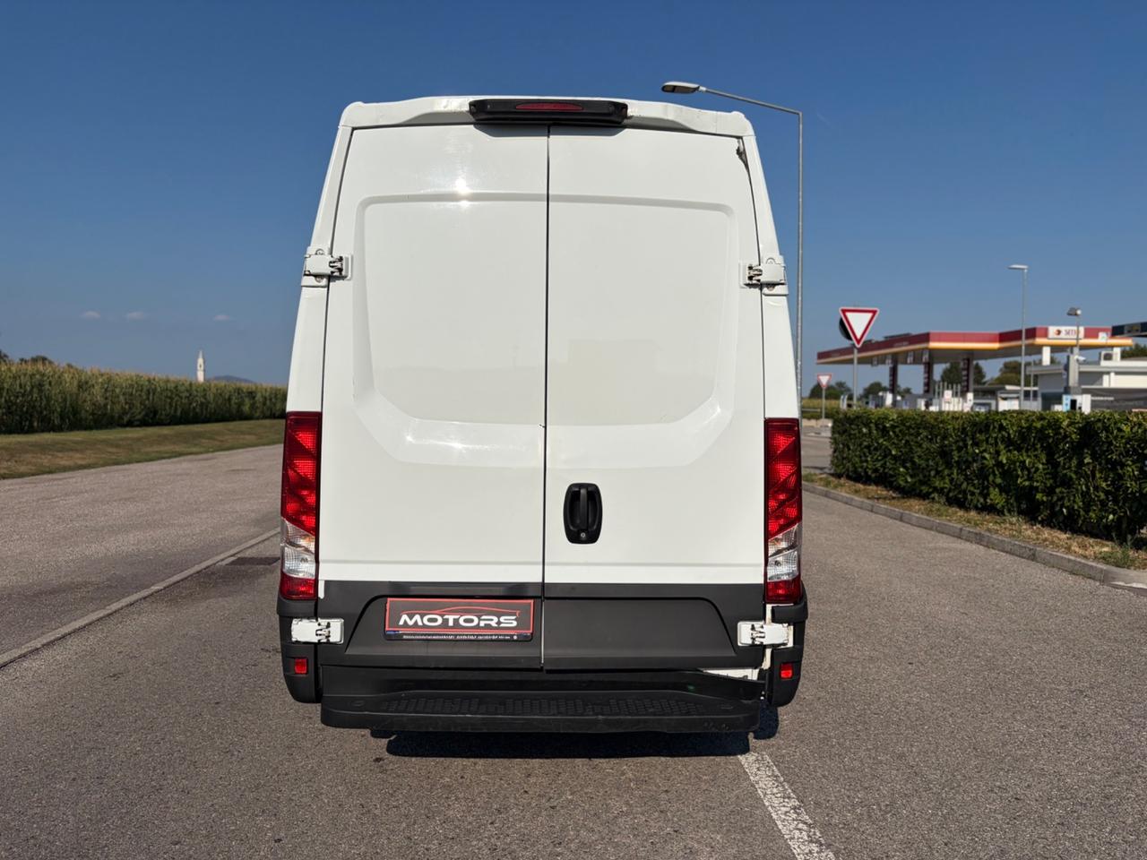 Iveco Daily 35S18V 3.0 HPT PM-SL-TM Furgone
