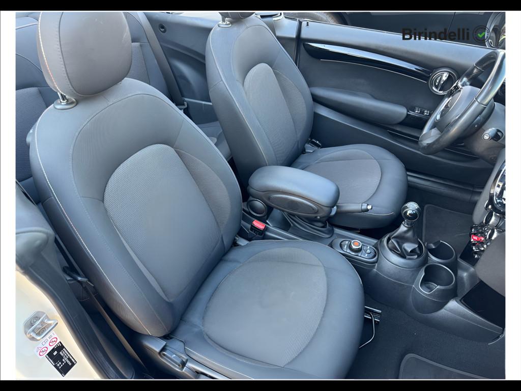 MINI Mini Cbr. (F57) - Mini 1.5 One Cabrio