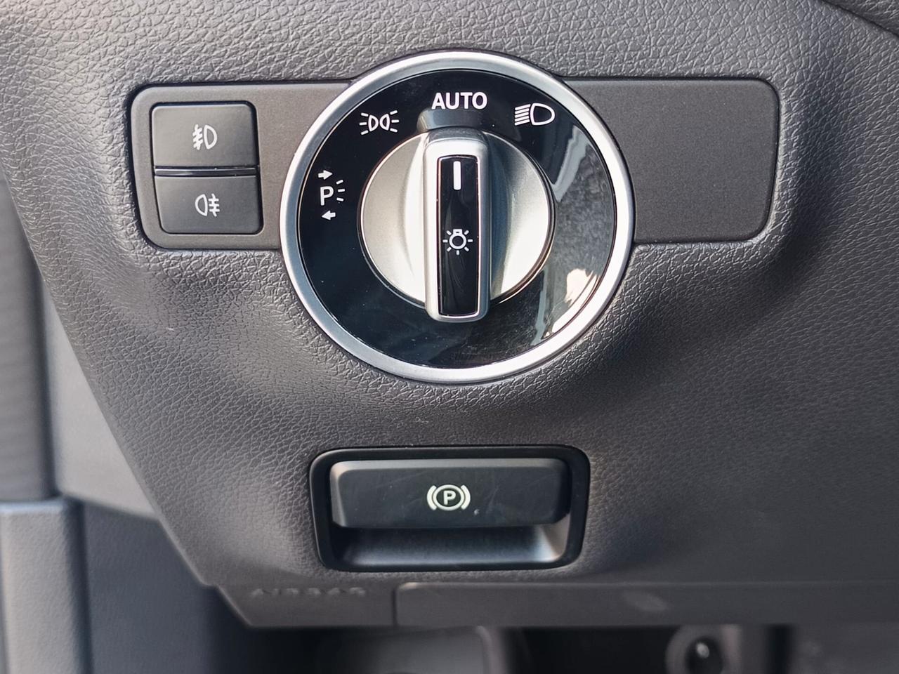 Mercedes-benz CLA 200 2015 - 2.2CDI LB AUTOMOBILI