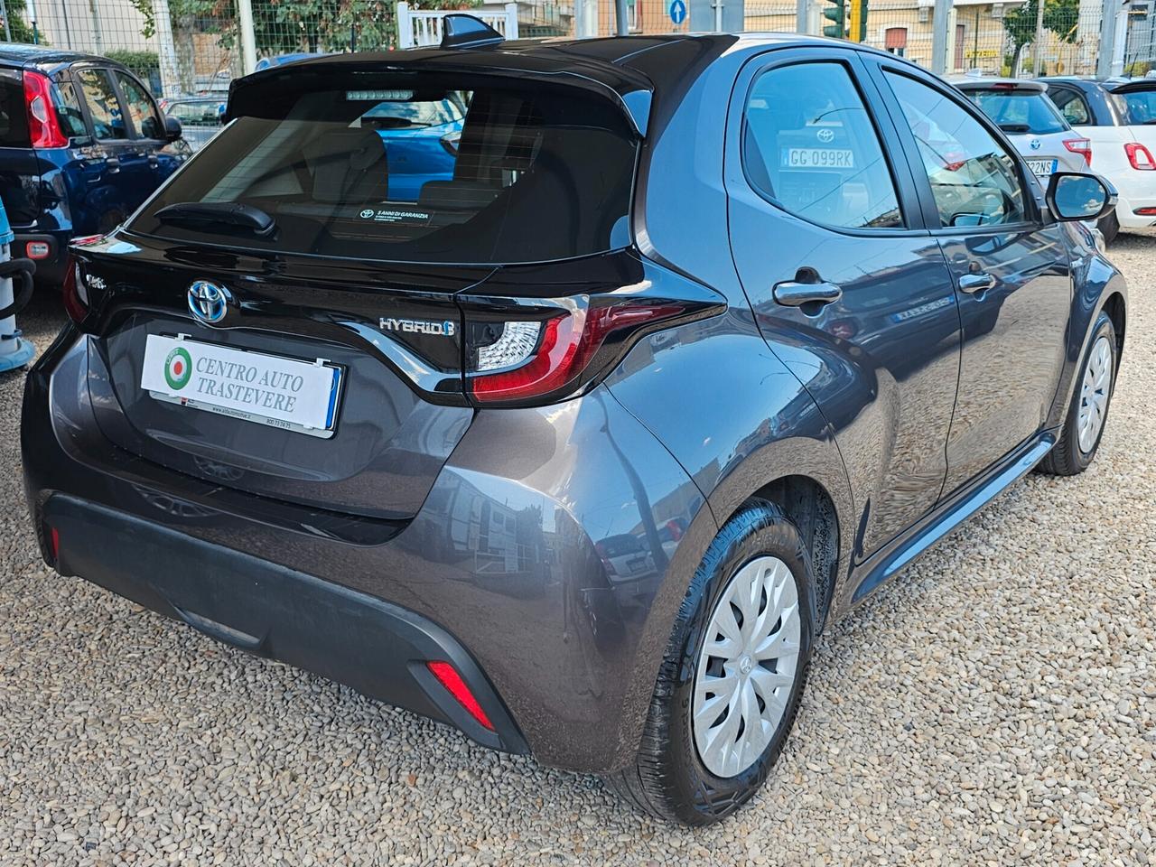 Toyota Yaris 1.5 Hybrid 5 porte Business