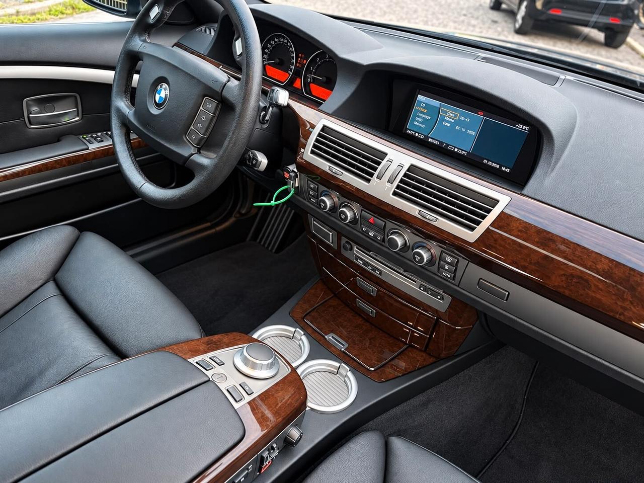 BMW 740I V8 BENZINA STUPENDAAAA