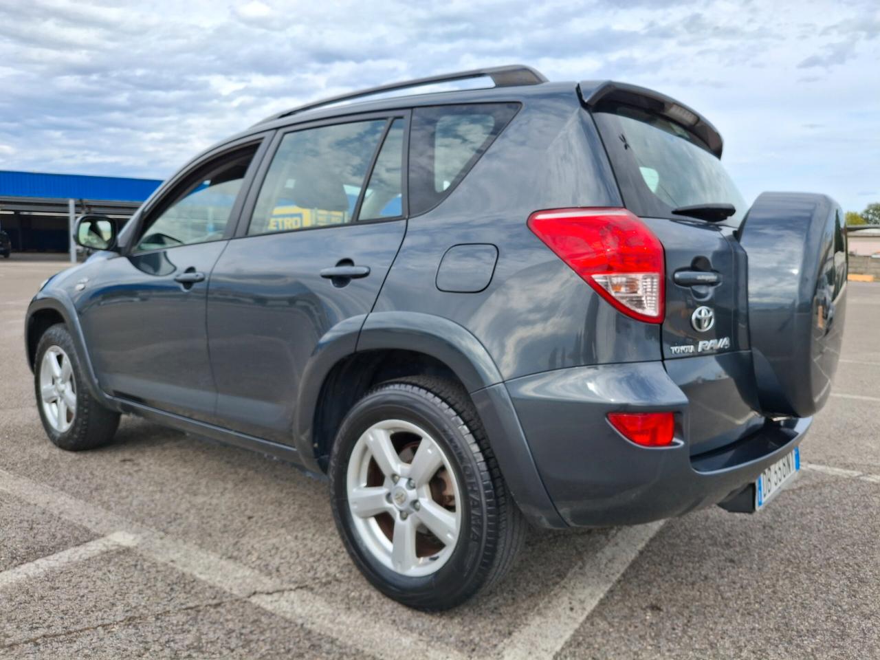 Toyota RAV 4 2.2 D-4D-DIESEL*PERFETTA*