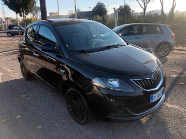 Lancia Ypsilon 1.0 FireFly 5 porte S&S Hybrid PROMO FINANZIAMENTO
