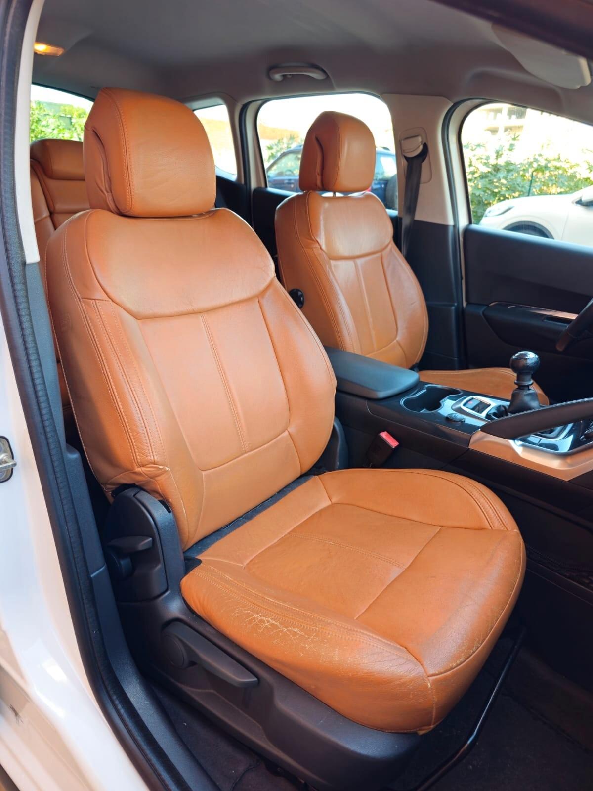 Peugeot 3008 1.6 HDi 112CV Tecno