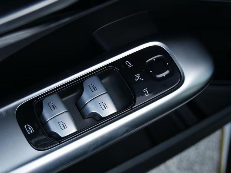 Mercedes-Benz Classe C C 220 d Mild hybrid S.W. 4Matic AMG Line Advanced Camera 360° Night Pack